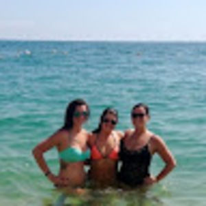 Meet your Posher, Danielle